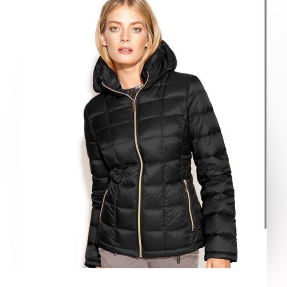 Michael KORS lightweight 90% packable down filled jacket | Color: Purple - Picture 1 of 7